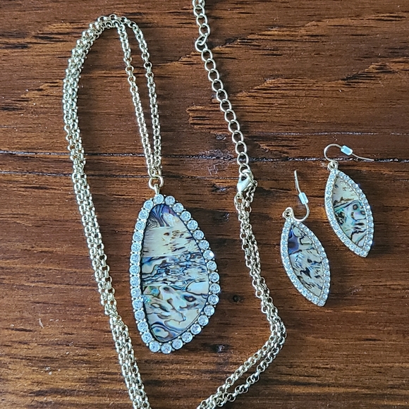 Necklace/earring set - Picture 2 of 8